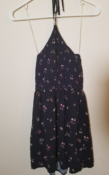 Hollister Dresses & Skirts - Hollister dress--dark blue/floral--Sz M